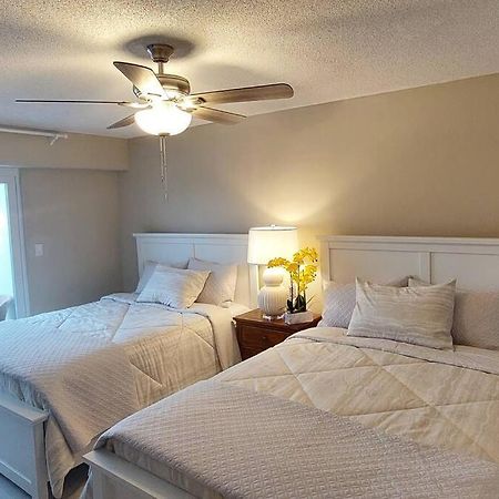 Nassau Harbour Cozy 2 Bedroom Condo Екстериор снимка